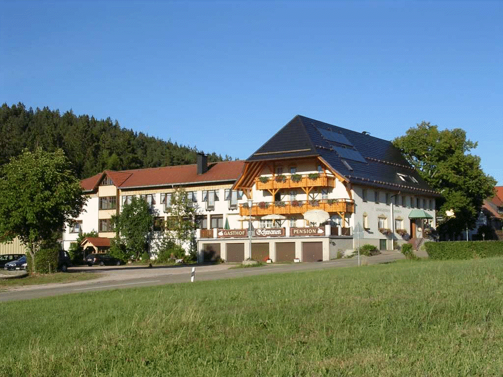 Westseite mit Terrasse